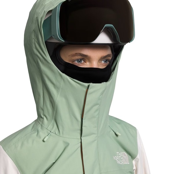 The North Face - Women's - Freedom Insulated Jacket - Sage/Orange - NWT - Picture 6 of 8